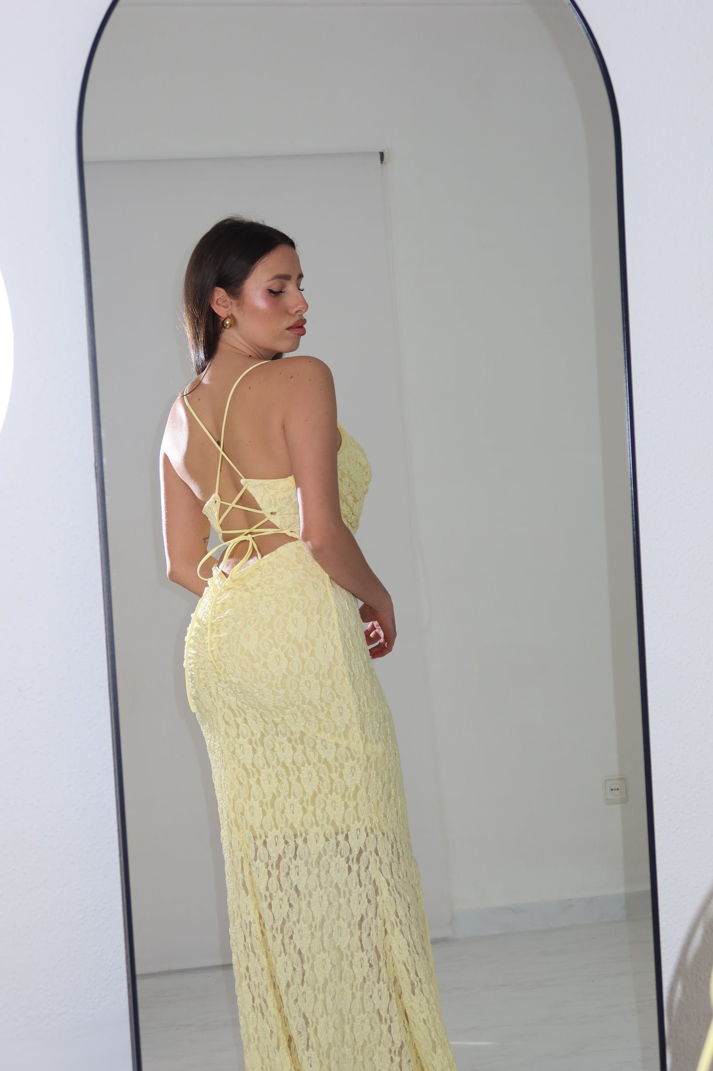Vestido amarelo de Deli