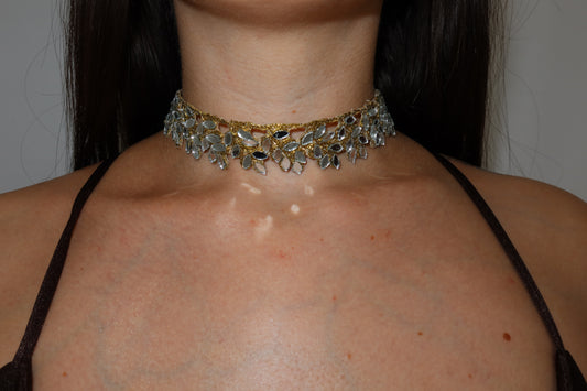 Choker Diya