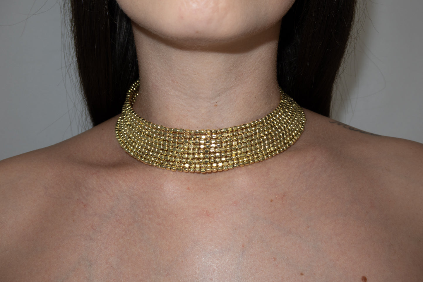 Choker Mahira Dorado