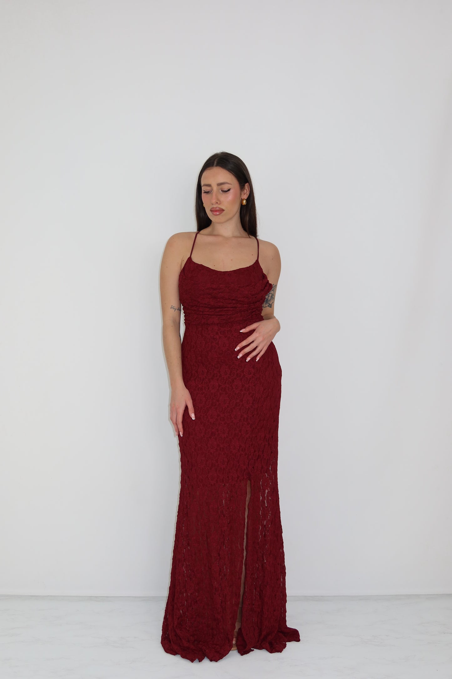 Vestido bordeaux de Delhi