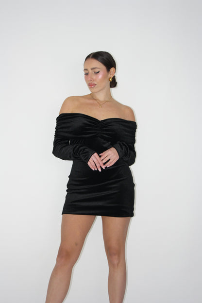 Vestido preto Fadia