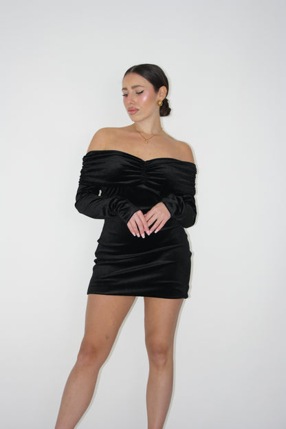 Vestido preto Fadia